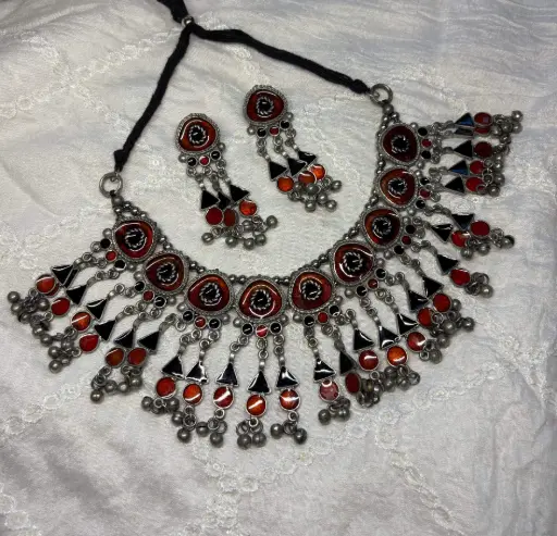 Rangila Oxidized Stone Set